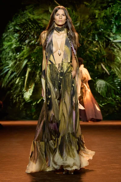 Look 26